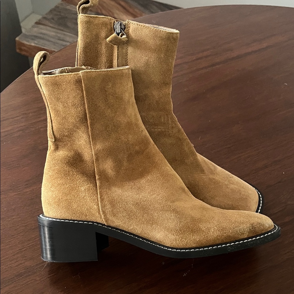 Everlane Suede Boots size 5.5